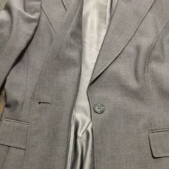 Tahari Author S Levine Gray Size 12 Blazer - Picture 5 of 8